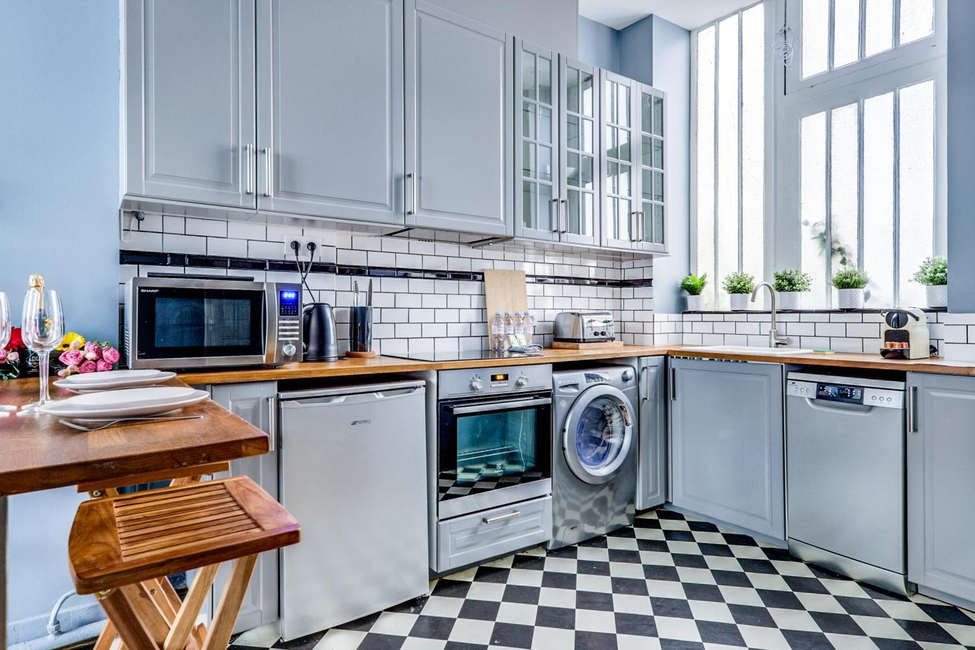 Buttes-chaumont - Fully-equipped Appartement *