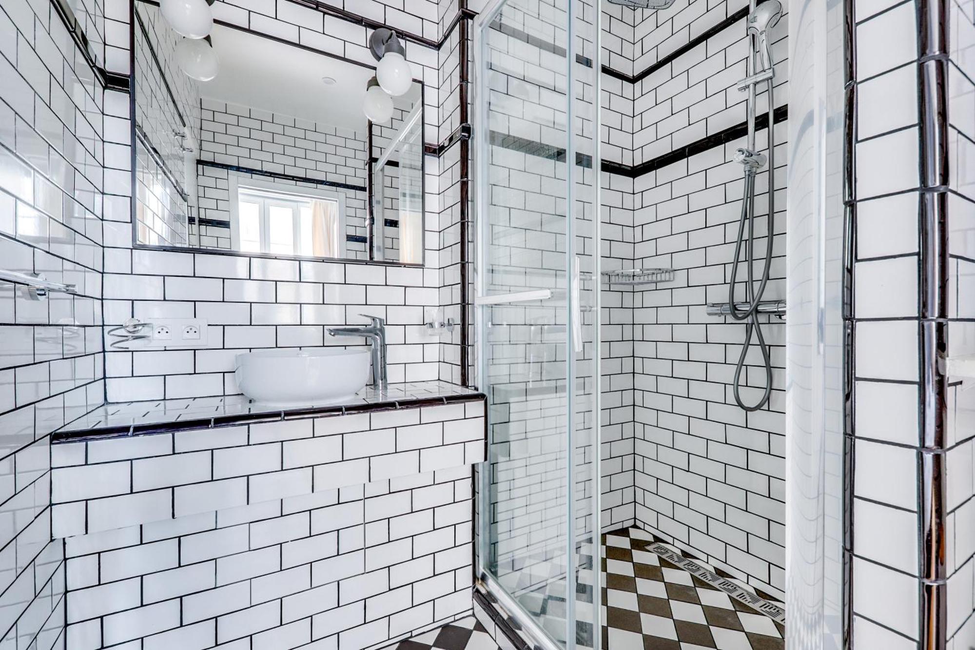 Appartement Buttes-chaumont - Fully-equipped Parijs